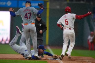 mets phillies loss lucchesi alonso